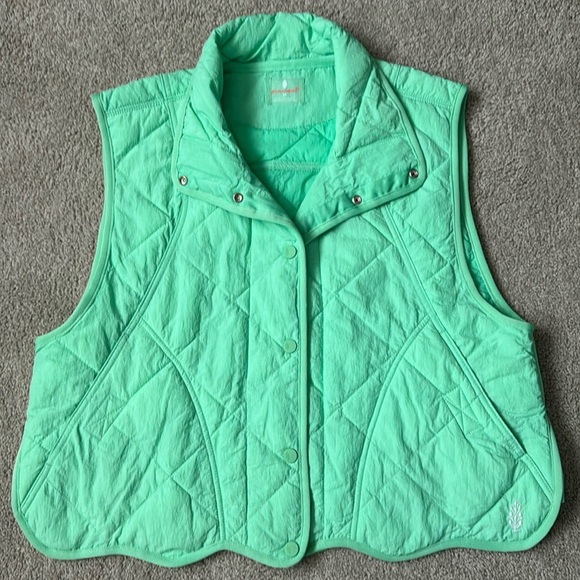 FP Movement by Free People Jackets & Blazers - Free People Movement Quinn Vest XS Green FP Movement Vest Green With Pockets